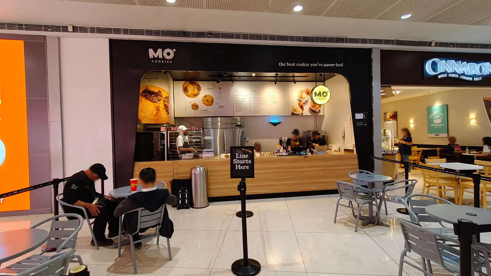 MO COOKIES in SM Megamall